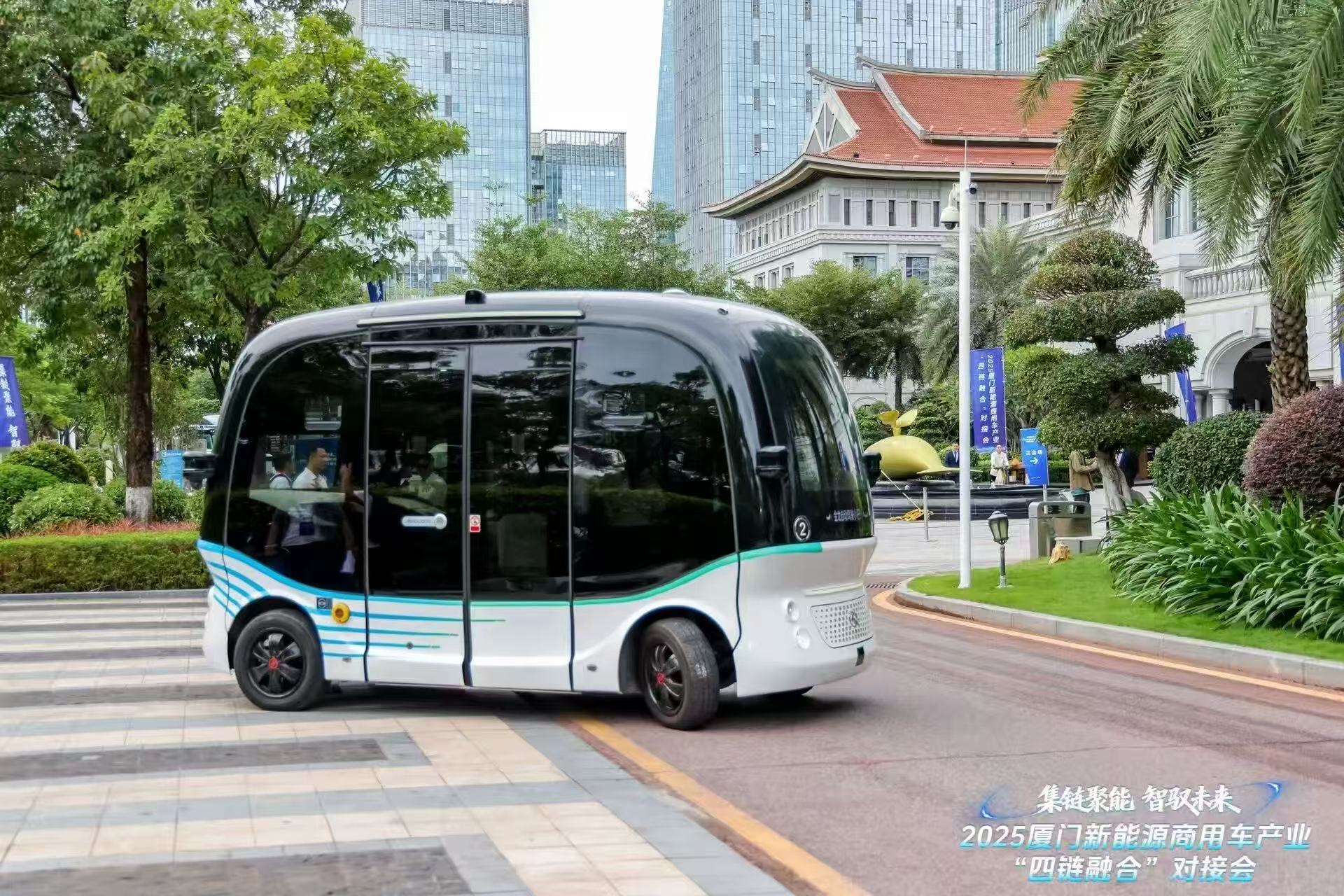 1762515109648 ff95c8e148cfb40c39637132d39a63d1