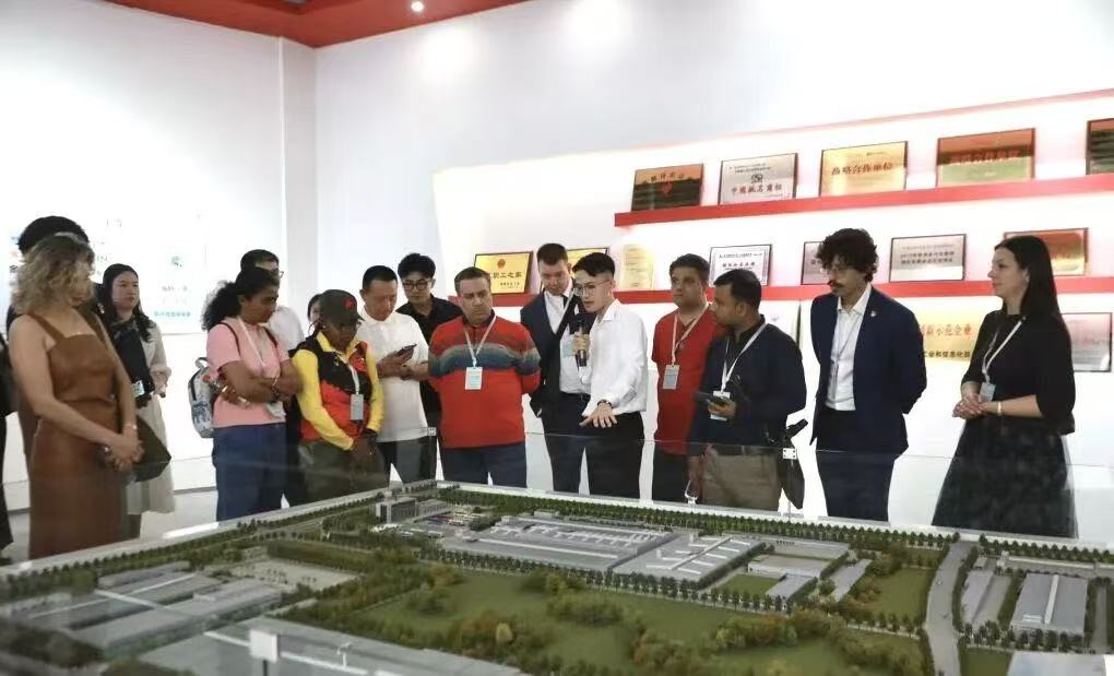 1762515512824 a175cd245bcae71a840af627beb22fd8