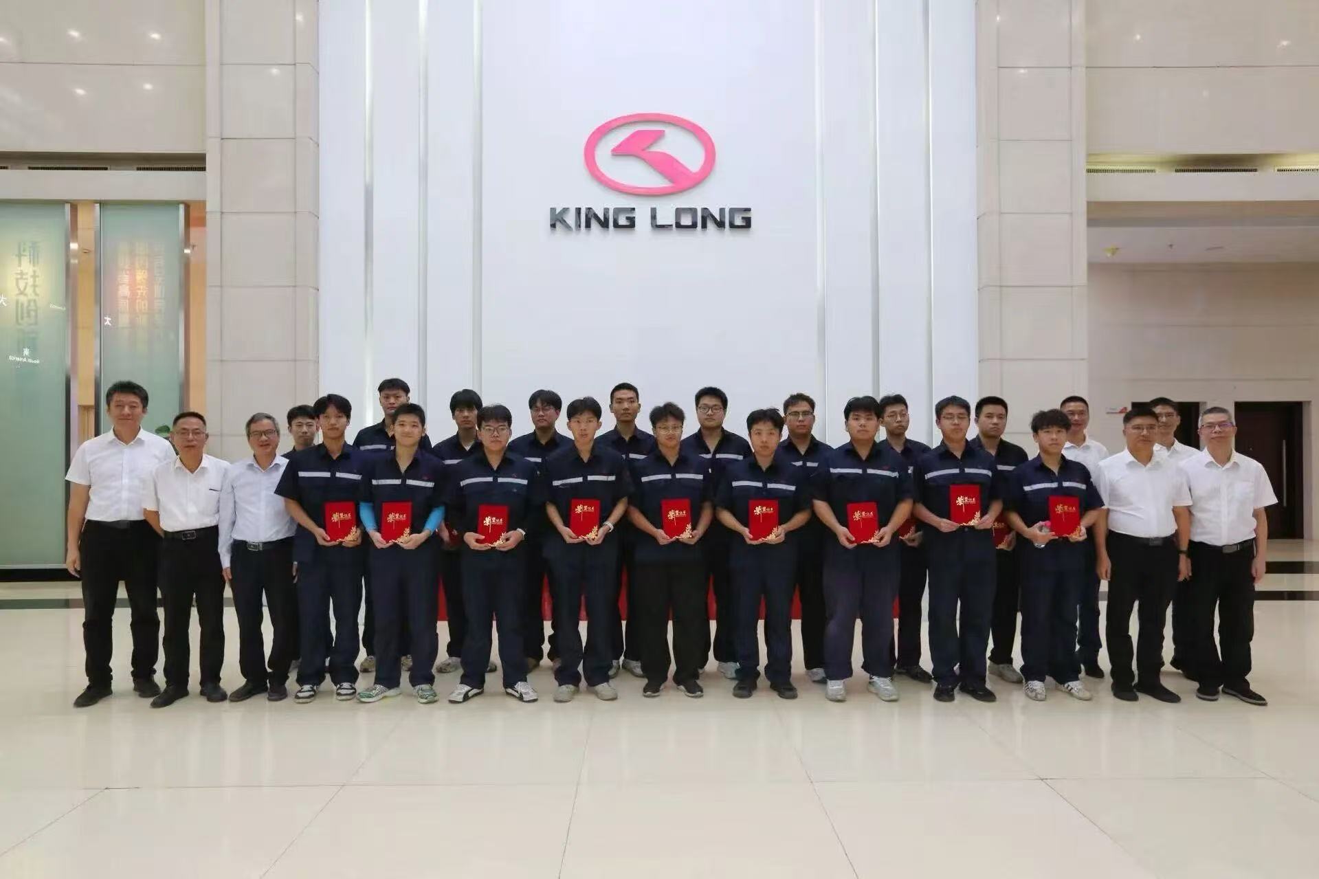 1762515766815 cfa278b40be5a005e273fffb4ecff0c8